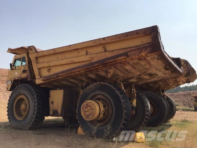 CAT 785B アーティキュレート式ダンプトラック