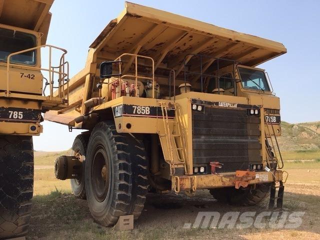CAT 785B アーティキュレート式ダンプトラック