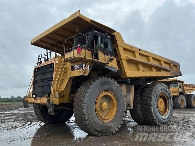 CAT 785C アーティキュレート式ダンプトラック