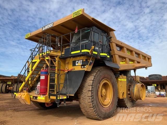 CAT 785D アーティキュレート式ダンプトラック