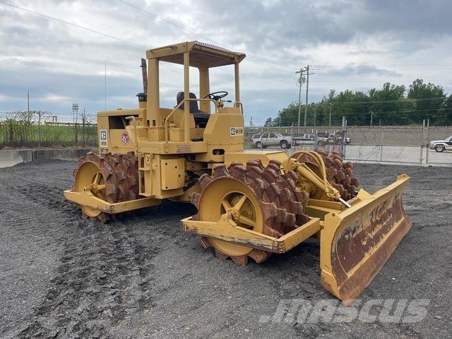 CAT 815 ソイルコンパクター