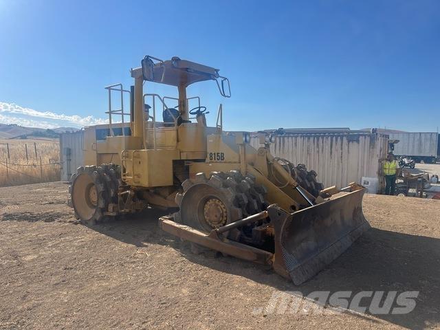 CAT 815B ソイルコンパクター