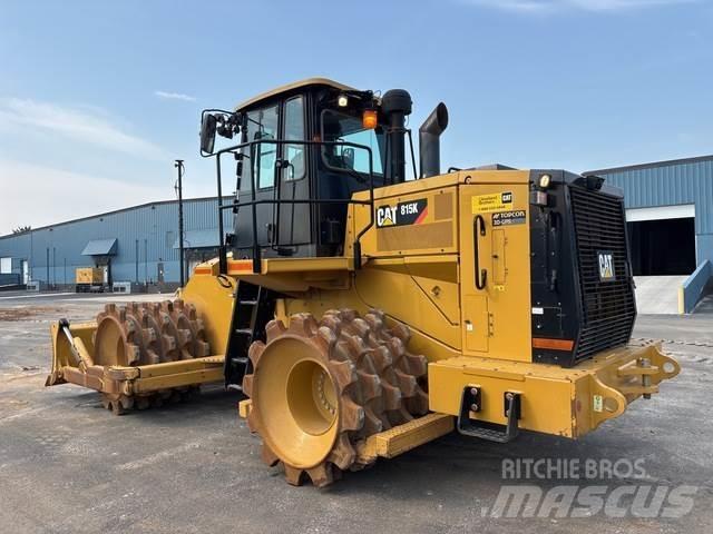CAT 815K ソイルコンパクター