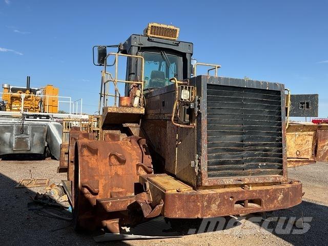 CAT 826C ソイルコンパクター