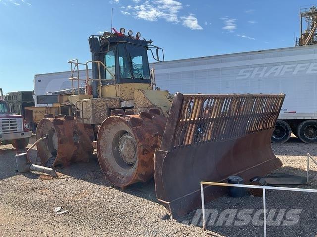 CAT 826C ソイルコンパクター