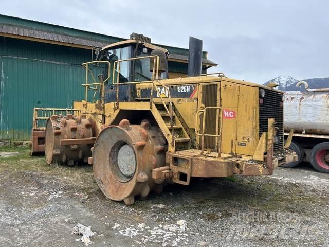 CAT 826H ソイルコンパクター
