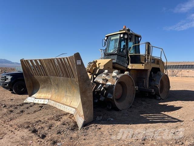 CAT 826H ソイルコンパクター
