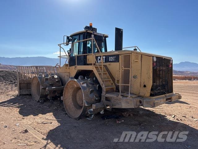 CAT 826H ソイルコンパクター