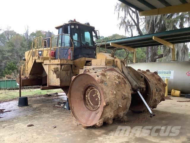 CAT 836H ソイルコンパクター