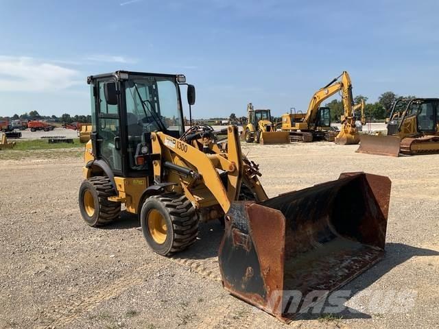 CAT 903D ホイールローダー・タイヤショベル