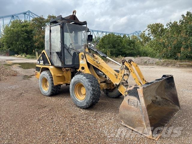 CAT 906 ホイールローダー・タイヤショベル