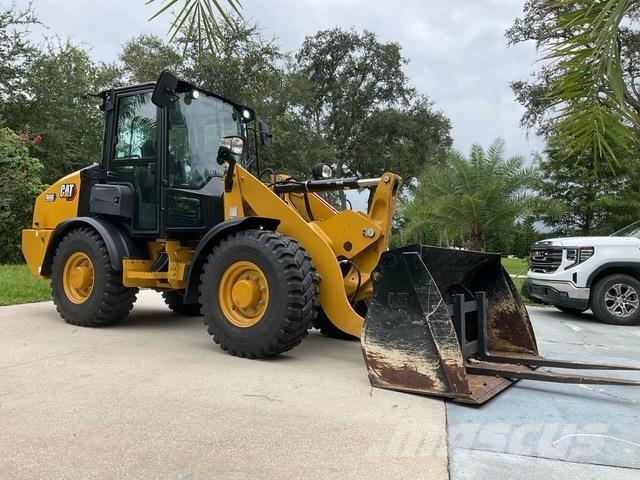 CAT 906 ホイールローダー・タイヤショベル