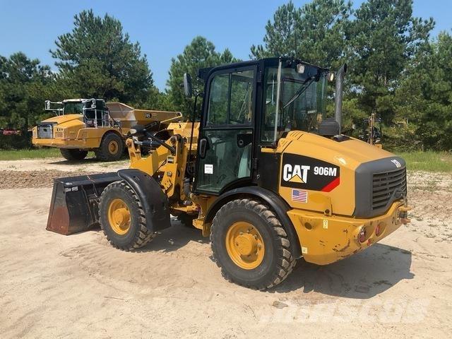 CAT 906M ホイールローダー・タイヤショベル