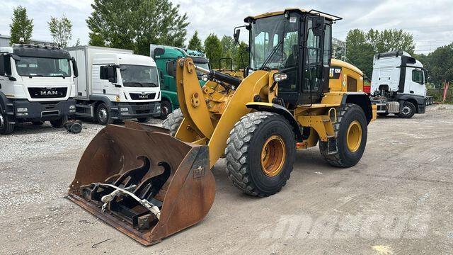 CAT 926M ホイールローダー・タイヤショベル