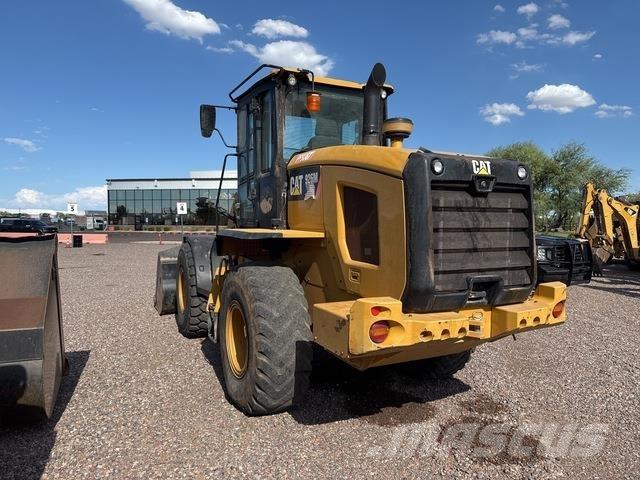 CAT 926M ホイールローダー・タイヤショベル