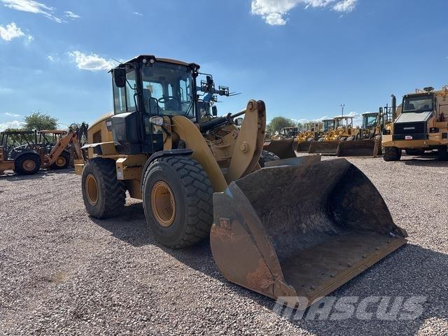 CAT 926M ホイールローダー・タイヤショベル
