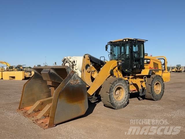 CAT 938M ホイールローダー・タイヤショベル