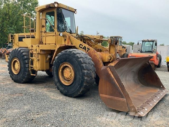 CAT 966D ホイールローダー・タイヤショベル