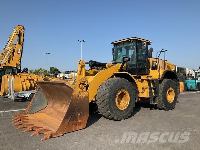 CAT 966M ホイールローダー・タイヤショベル