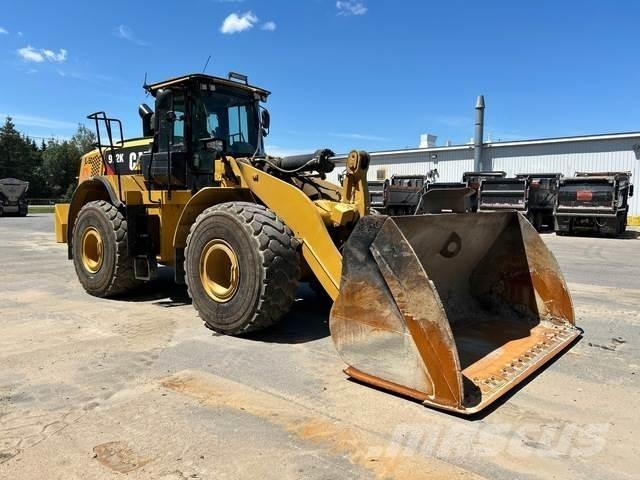 CAT 972K ホイールローダー・タイヤショベル