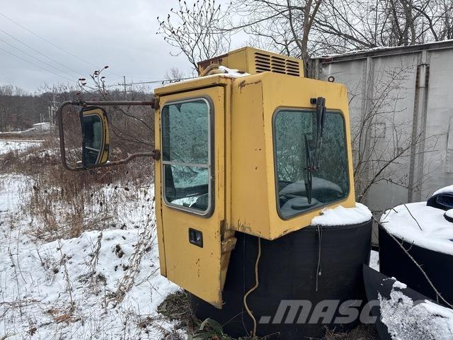 CAT 992 キャビン及び内装