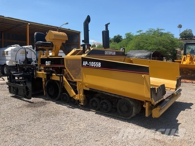 CAT AP-1055B アスファルトフィニッシャ