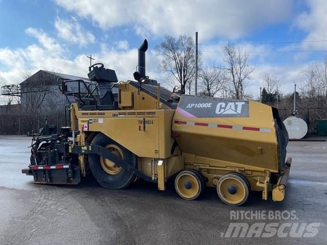 CAT AP1000E アスファルトフィニッシャ