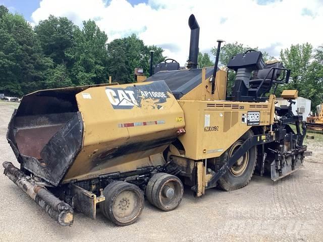 CAT AP1000E アスファルトフィニッシャ