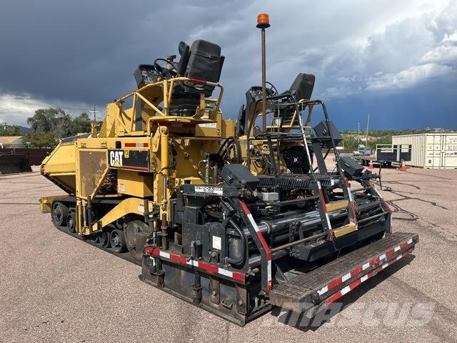 CAT AP1055D アスファルトフィニッシャ