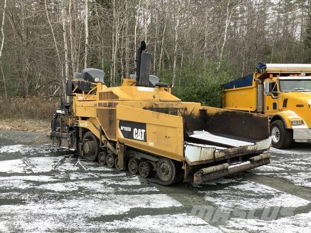 CAT AP1055D アスファルトフィニッシャ