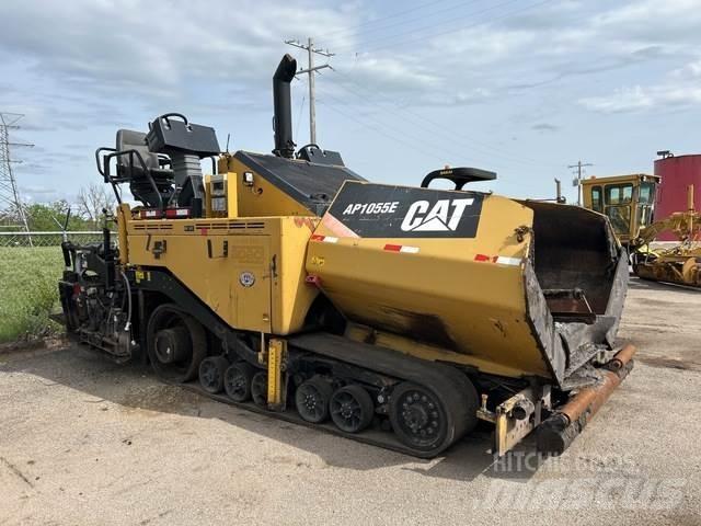 CAT AP1055E アスファルトフィニッシャ