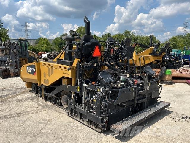 CAT AP1055F アスファルトフィニッシャ