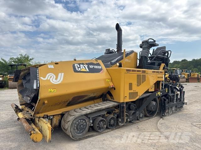 CAT AP1055F アスファルトフィニッシャ
