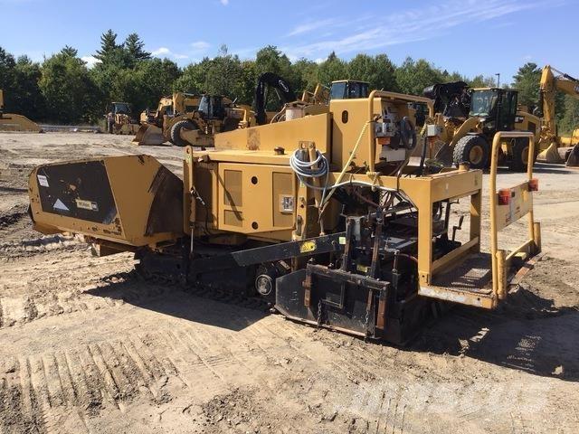 CAT AP255E アスファルトフィニッシャ
