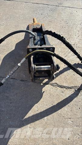 CAT B6 ハンマー／ブレーカ