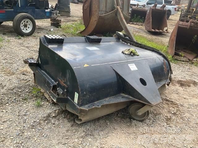 CAT BP15B 路面清掃機