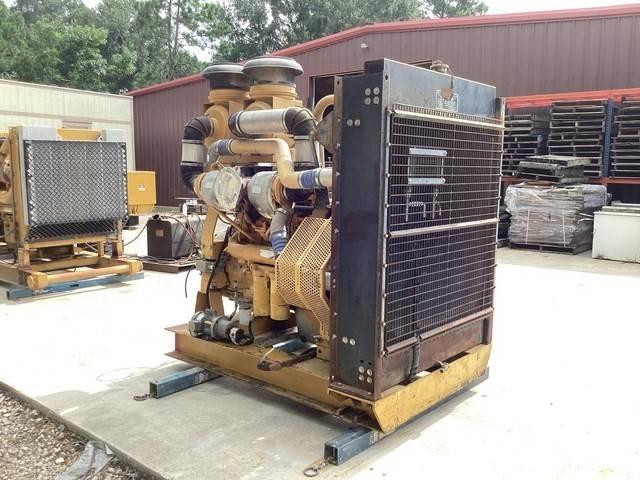 CAT C18 エンジン