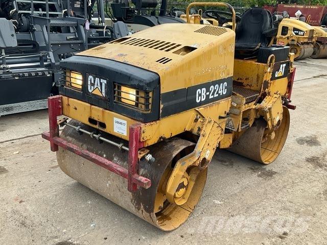 CAT CB-224C タンデムローラ