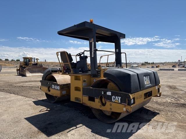 CAT CB-634D タンデムローラ