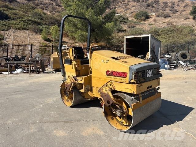 CAT CB224C タンデムローラ