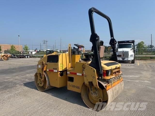 CAT CB34 タンデムローラ