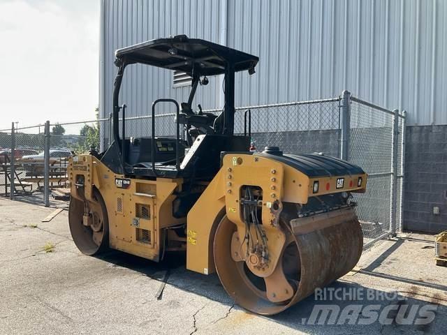 CAT CB44B タンデムローラ