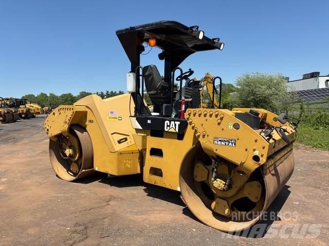 CAT CB64 タンデムローラ