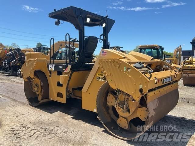 CAT CB64 タンデムローラ