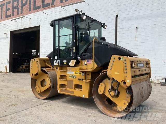 CAT CD54 タンデムローラ