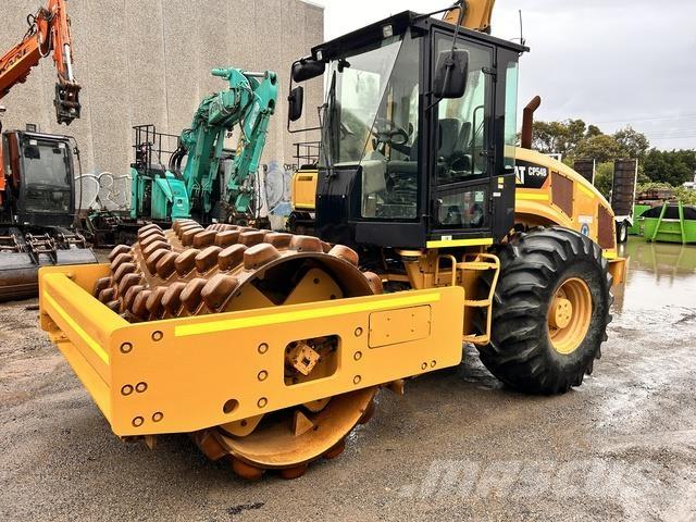 CAT CP54B 振動ローラ