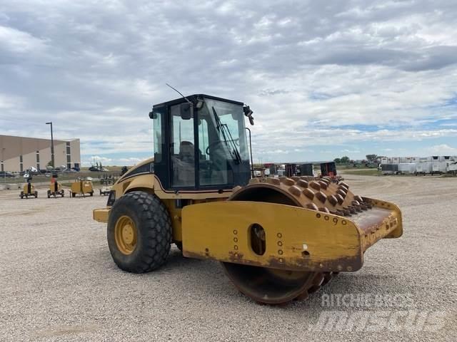 CAT CS-663E 振動ローラ