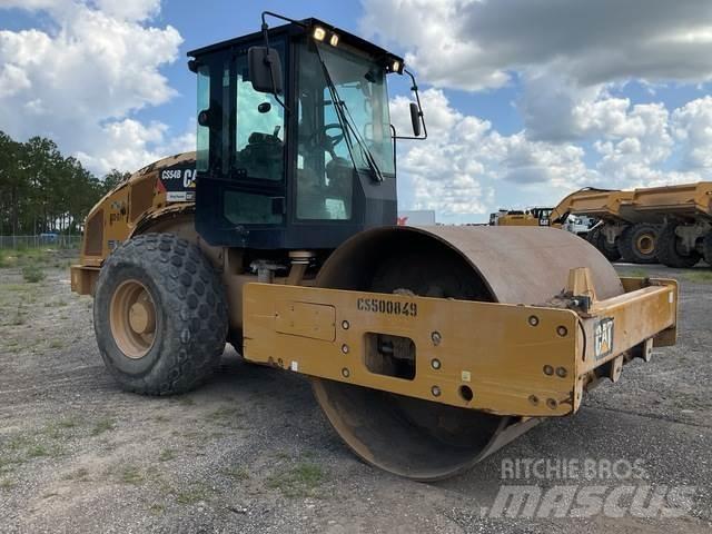 CAT CS54B 振動ローラ