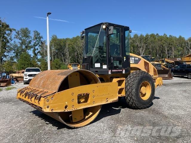 CAT CS56 振動ローラ