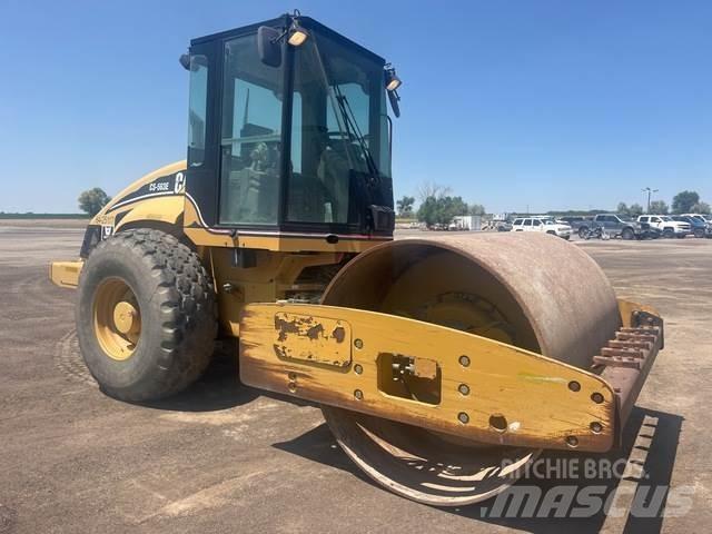 CAT CS563E 振動ローラ